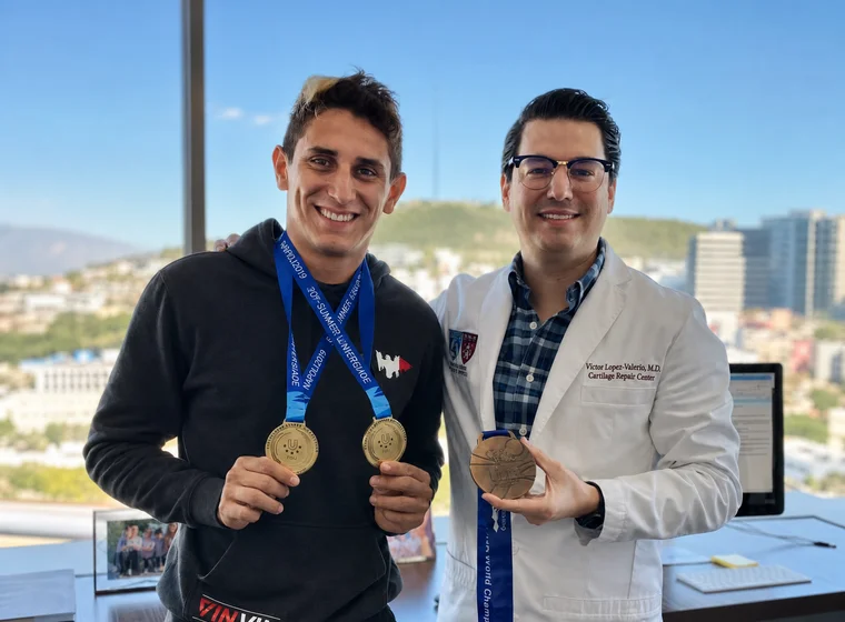Paciente atendido en consultorio médico en Monterrey